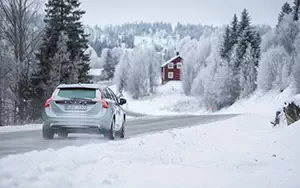 ���� ���������� Volvo V60 Plug-in-Hybrid - 2013