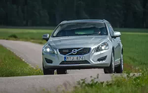 ���� ���������� Volvo V60 T5 - 2013