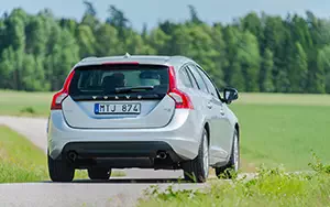 ���� ���������� Volvo V60 T5 - 2013
