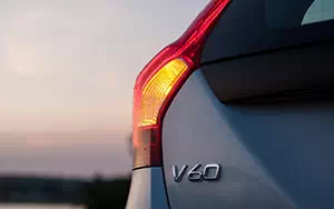 ���� ���������� Volvo V60 Plug-in-Hybrid - 2014