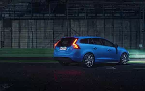���� ���������� Volvo V60 Polestar - 2016