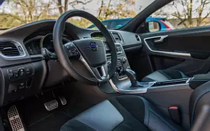 ���� ���������� Volvo V60 Polestar - 2016