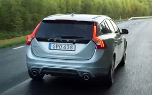 ���� ���������� Volvo V60 T5 R-Design - 2016
