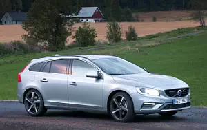 ���� ���������� Volvo V60 T5 R-Design - 2016