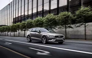 ���� ���������� Volvo V60 T6 AWD Inscription - 2018