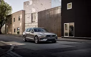 ���� ���������� Volvo V60 T6 AWD Inscription - 2018