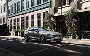 ���� ���������� Volvo V60 T6 AWD Inscription - 2018