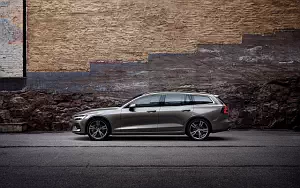 ���� ���������� Volvo V60 T6 AWD Inscription - 2018