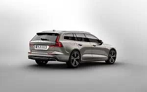 ���� ���������� Volvo V60 T6 AWD Inscription - 2018