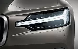 ���� ���������� Volvo V60 T6 AWD Inscription - 2018