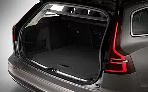 ���� ���������� Volvo V60 T6 AWD Inscription - 2018