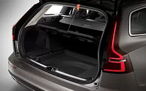 ���� ���������� Volvo V60 T6 AWD Inscription - 2018