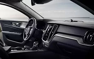 ���� ���������� Volvo V60 T6 AWD Inscription - 2018