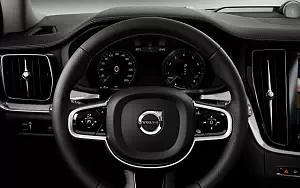 ���� ���������� Volvo V60 T6 AWD Inscription - 2018