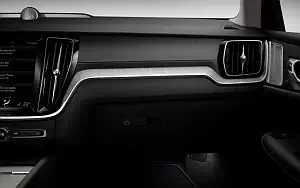 ���� ���������� Volvo V60 T6 AWD Inscription - 2018