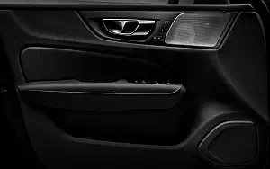 ���� ���������� Volvo V60 T6 AWD Inscription - 2018