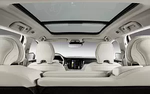 ���� ���������� Volvo V60 T6 AWD Momentum - 2018