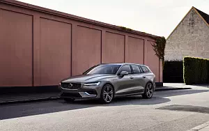 ���� ���������� Volvo V60 T8 Twin Engine AWD Inscription - 2018
