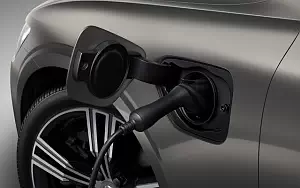 ���� ���������� Volvo V60 T8 Twin Engine AWD Inscription - 2018