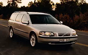 ���� ���������� Volvo V70 - 2001