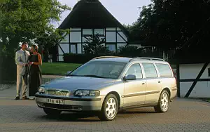 ���� ���������� Volvo V70 - 2001