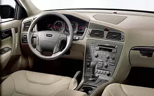 ���� ���������� Volvo V70 - 2001
