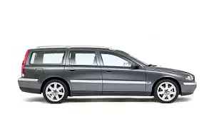 ���� ���������� Volvo V70 - 2004