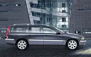 ���� ���������� Volvo V70 - 2004