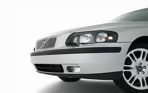 ���� ���������� Volvo V70 - 2004