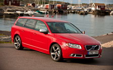 ���� ���������� Volvo V70 R-Design - 2012