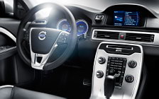 ���� ���������� Volvo V70 R-Design - 2012