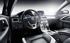 ���� ���������� Volvo V70 R-Design - 2012