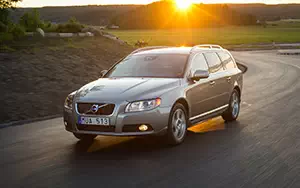 ���� ���������� Volvo V70 - 2013