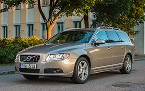 ���� ���������� Volvo V70 - 2013