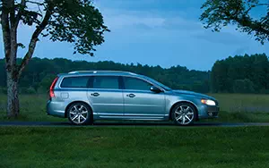 ���� ���������� Volvo V70 D5 - 2014