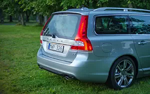 ���� ���������� Volvo V70 D5 - 2014