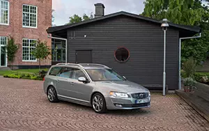 ���� ���������� Volvo V70 D5 - 2014