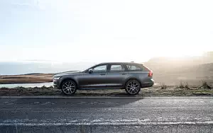 ���� ���������� Volvo V90 T6 Cross Country - 2016