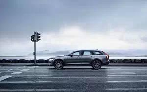 ���� ���������� Volvo V90 T6 Cross Country - 2016