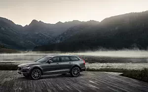 ���� ���������� Volvo V90 T6 Cross Country - 2016