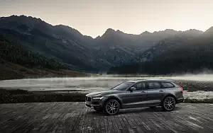 ���� ���������� Volvo V90 T6 Cross Country - 2016