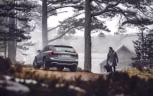 ���� ���������� Volvo V90 T6 Cross Country - 2016
