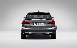 ���� ���������� Volvo V90 T6 Cross Country - 2016