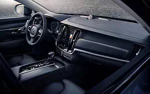 ���� ���������� Volvo V90 T6 Cross Country - 2016
