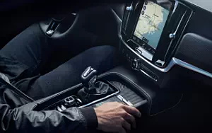 ���� ���������� Volvo V90 T6 R-Design - 2016