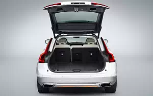 ���� ���������� Volvo V90 T6 Cross Country Volvo Ocean Race - 2017