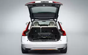 ���� ���������� Volvo V90 T6 Cross Country Volvo Ocean Race - 2017