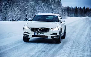 ���� ���������� Volvo V90 T6 Cross Country - 2017