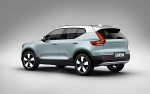���� ���������� Volvo XC40 T5 Momentum - 2017