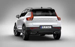 ���� ���������� Volvo XC40 T5 R-Design - 2017
